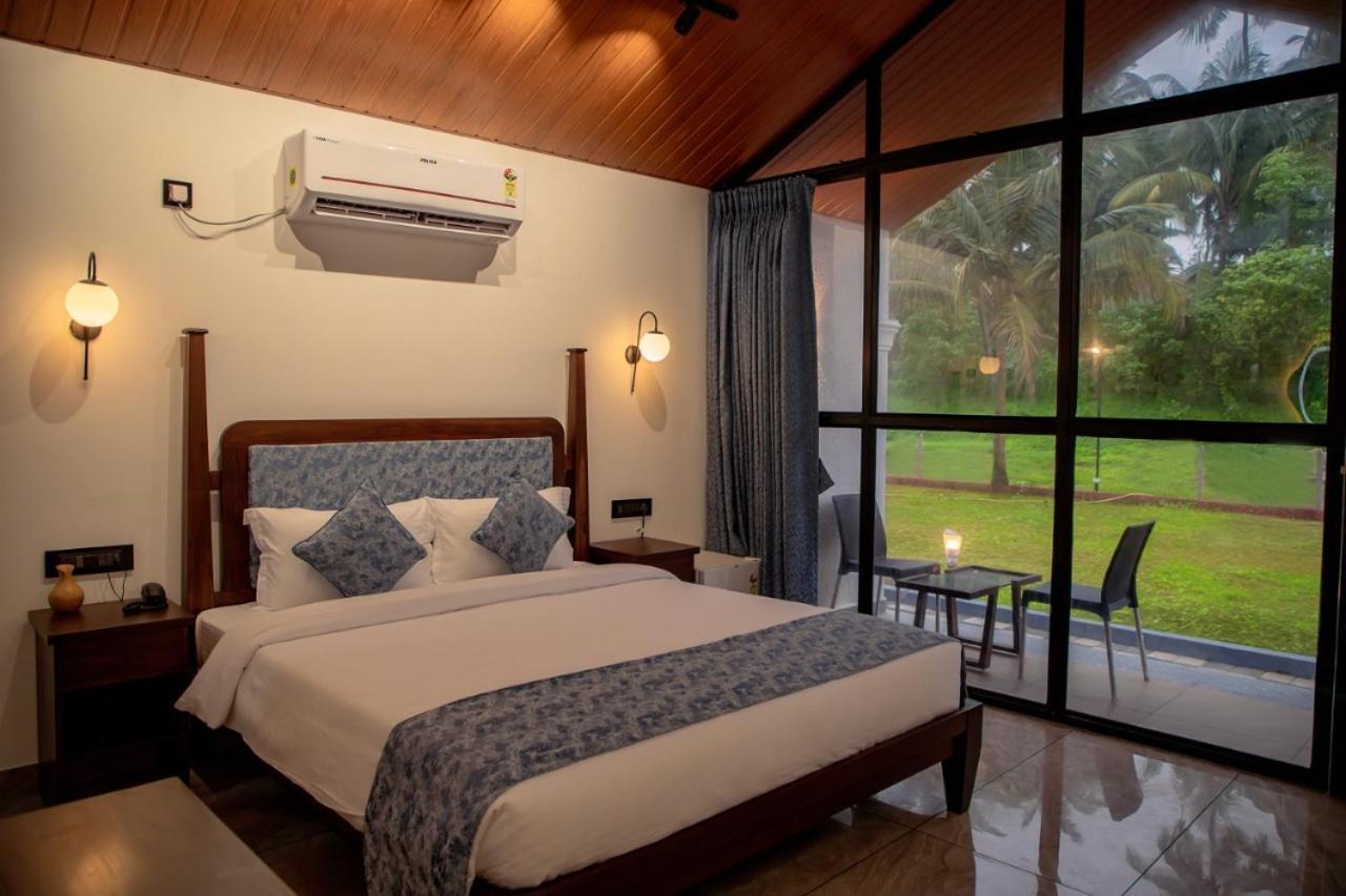White Sand Beach Resort Kondivali エクステリア 写真