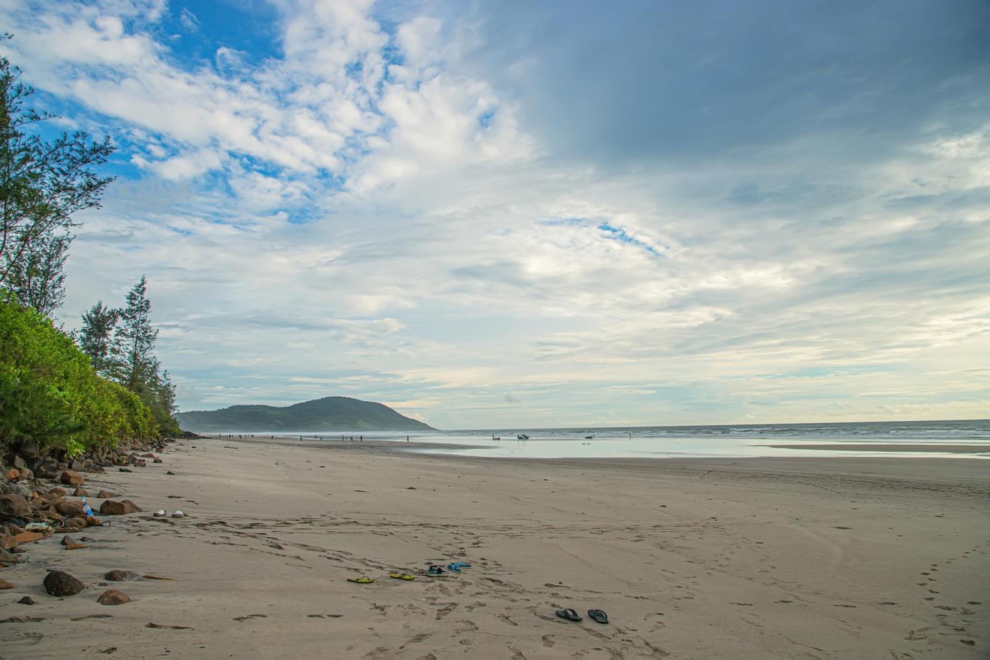 White Sand Beach Resort Kondivali エクステリア 写真